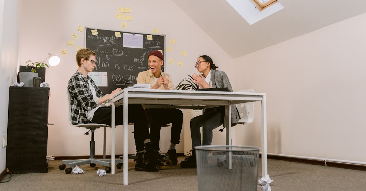 根据行为特征学习和持续探索增强游戏技术支持检测和防范技术